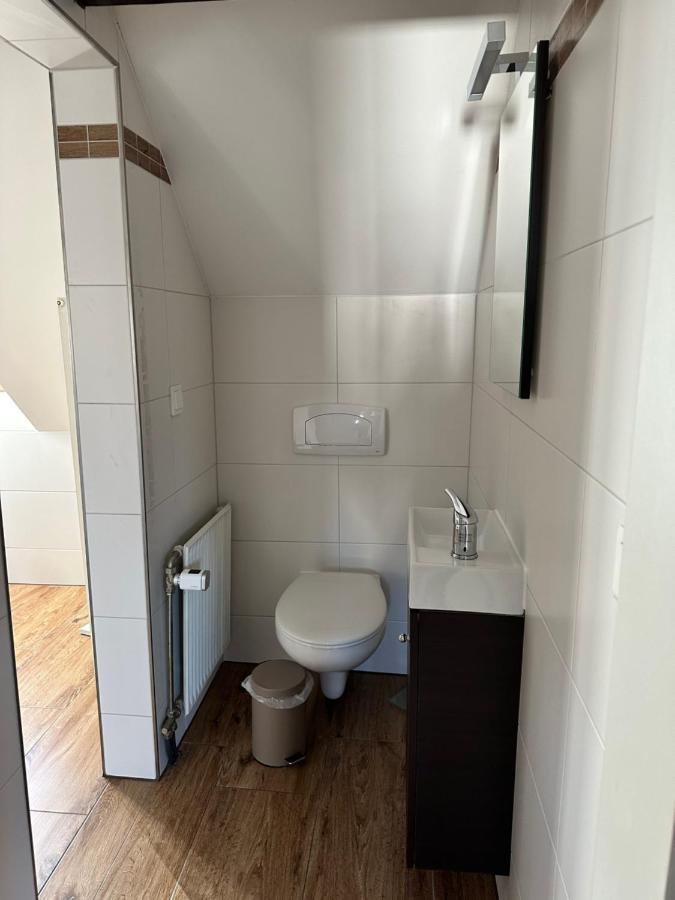 ארפורט Gaestehaus Gluecksmoment מראה חיצוני תמונה