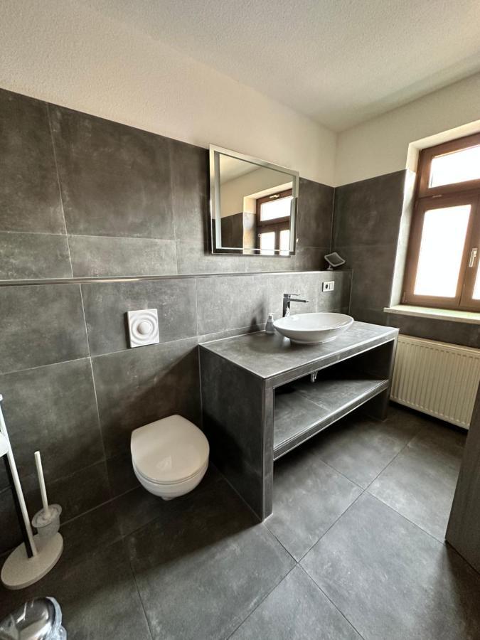 ארפורט Gaestehaus Gluecksmoment מראה חיצוני תמונה