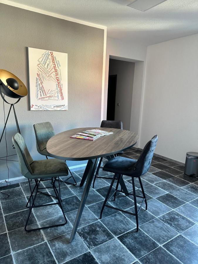ארפורט Gaestehaus Gluecksmoment מראה חיצוני תמונה
