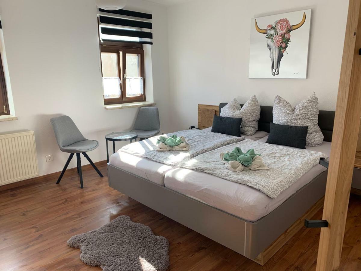 ארפורט Gaestehaus Gluecksmoment מראה חיצוני תמונה